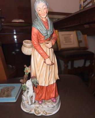 Statuetta in ceramica