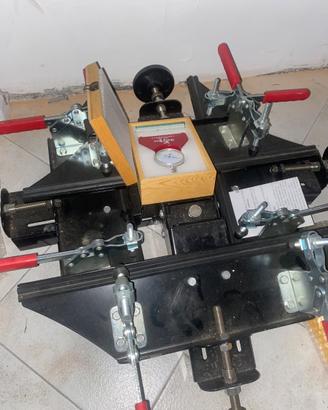 Tensionatore per serigrafia