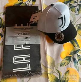 Sciarpa e cappellino Juventus