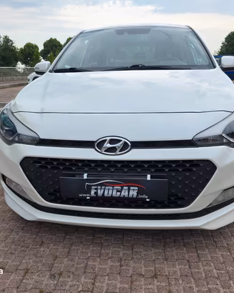 hyundai i20 1.2 valutiamo usato