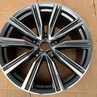 Cerchio da 21 originale Audi Q8