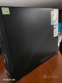 Desktop Fujitsu con ssd 1 TB