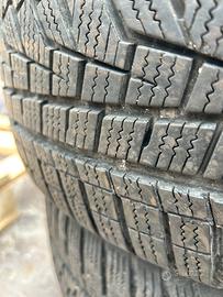 4 gomme termiche Hankook 205/55 R17