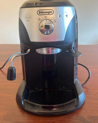Macchina caffe delonghi