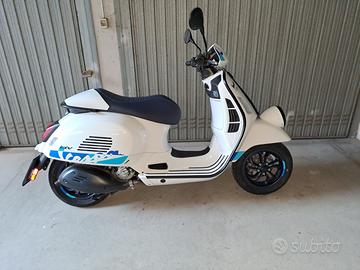 Piaggio Vespa 300 GTV - 2024