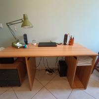 Scrivania da studio