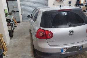 Golf 5 1.9 TDI BXF (90cv) per ricambi