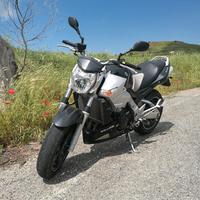 Suzuki GSR 600 - 2006