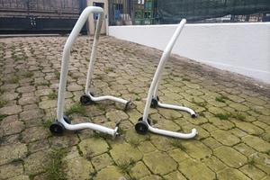 Cavalletti per moto Honda Hornet