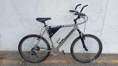 Mountain bike alluminio 