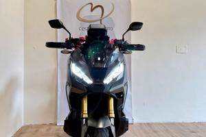 Honda X-ADV 750 Base