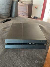 PlayStation 4 (500GB)+1 controller+3 giochi+Set Vr