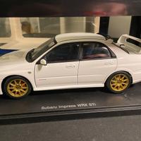 Autoart Subaru sti 08 bianca 1/18