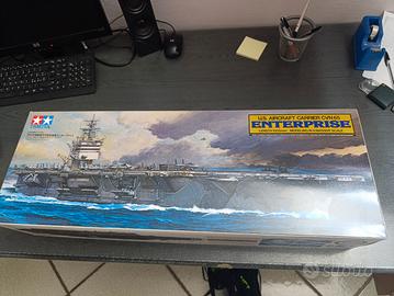 Nave modello Enterprise Tamiya come nuova 