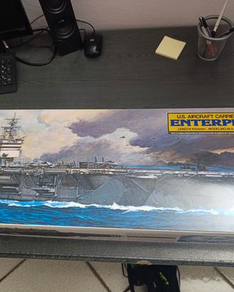 Nave modello Enterprise Tamiya come nuova 