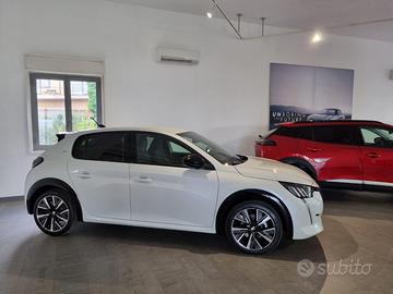 Peugeot  208 gt 2022