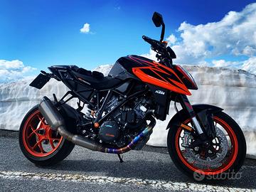 KTM 1290 Super Duke R 2019 km 9150