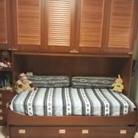 Armadio con letto singolo