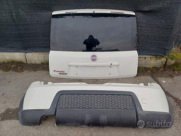Portellone e paraurti posteriore Fiat Panda 100 Hp