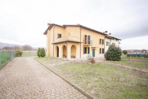 Bifamiliare con giardino, Fiscale, SL/304