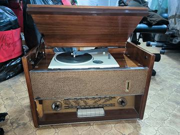 Radio d'epoca non funzionante 