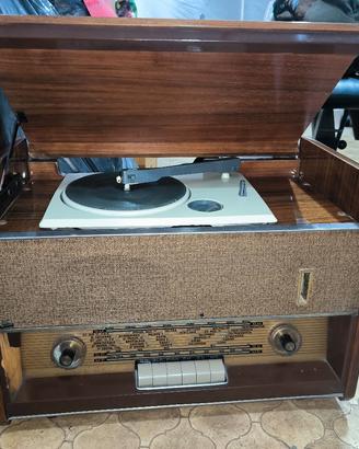 Radio d'epoca non funzionante 