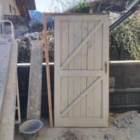 Portoncino in legno