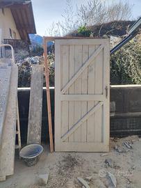 Portoncino in legno