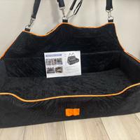 Seggiolino auto per cani