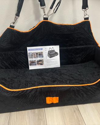 Seggiolino auto per cani