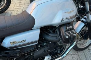 Moto Guzzi V7 Special 850
