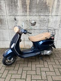 Vespa Piaggio 150 LX