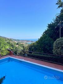 Appartamento vista mare Lerici con piscina