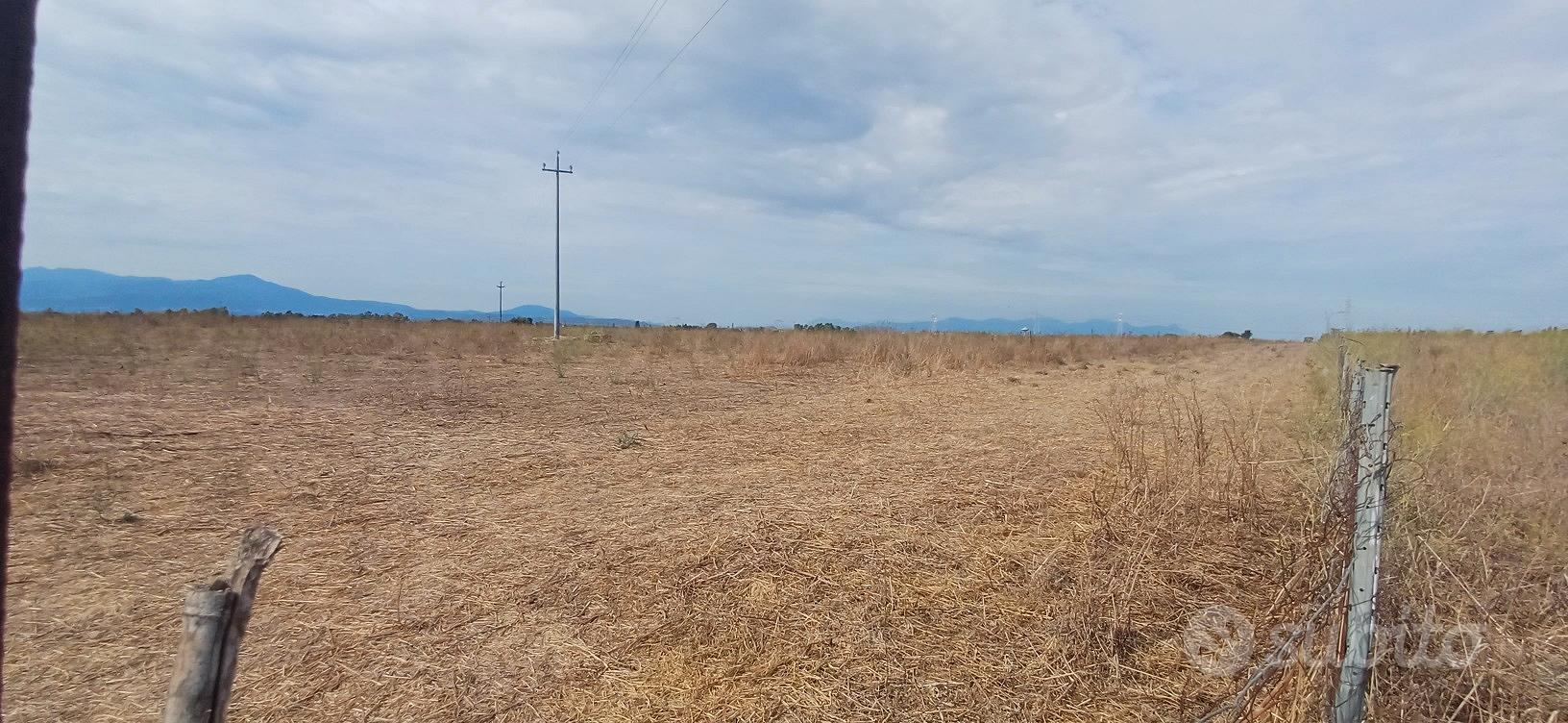 Terreno 27mila mq pressi Tecnomat Elmas - Vista 2