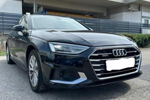 AUDI - A4 Avant - 40 TDI quattro S tr. Bus. Adv.