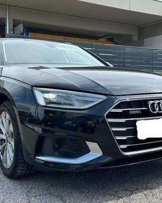 AUDI - A4 Avant - 40 TDI quattro S tr. Bus. Adv.