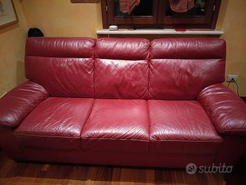 Divano in pelle +poltrona