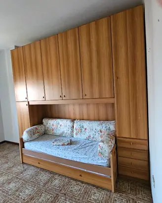 Due Mobili (quasi) nuovi