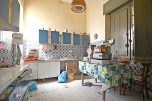 Casa indipendente da ristrutturare