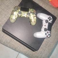 PlayStation 4 + 2 joystick originali + giochi 
