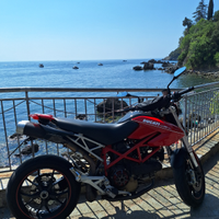 Ducati hypermotard 1100 base