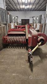 Massey Fergusson 15 imballatrice