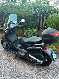 Piaggio Beverly 500