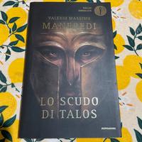 Libro Lo Scudo di Talos Valerio Massimo Manfredi