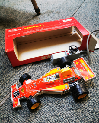 Auto F1 anni 70' telecomandata