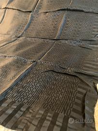 Foulard Moschino in seta 90x90