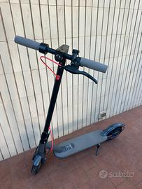 Monopattino Elettrico AOVOPRO 350W