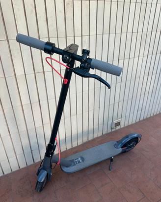 Monopattino Elettrico AOVOPRO 350W