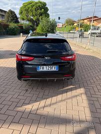 Kia optima GT Line 1.7 diesel automatique 2017 …….