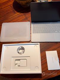 Macbook Air 8 gb ssd 256 gb